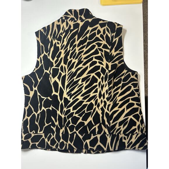 Carlisle Giraffe Print Corduroy Zip Vest (US 12) - Picture 11 of 12